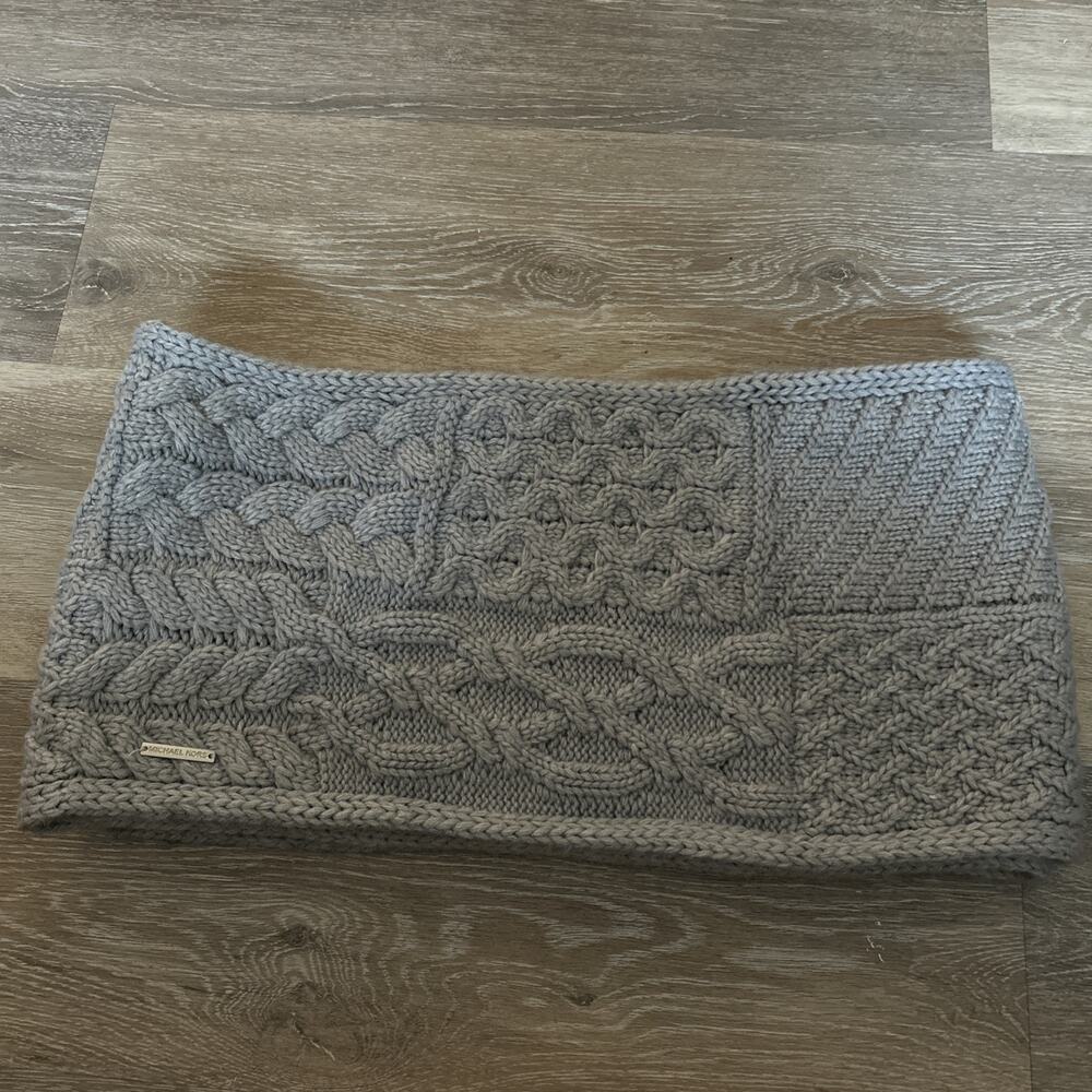 Michael Kors Patchwork Cable-Knit Muffler Scarf Grey